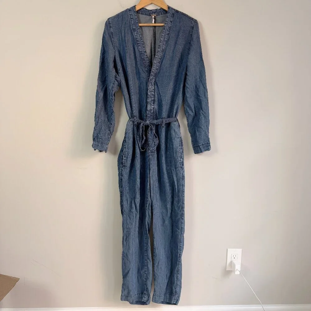 Free People Denim Long Sleeve Jumpsuit 6 - Picture 1 of 3